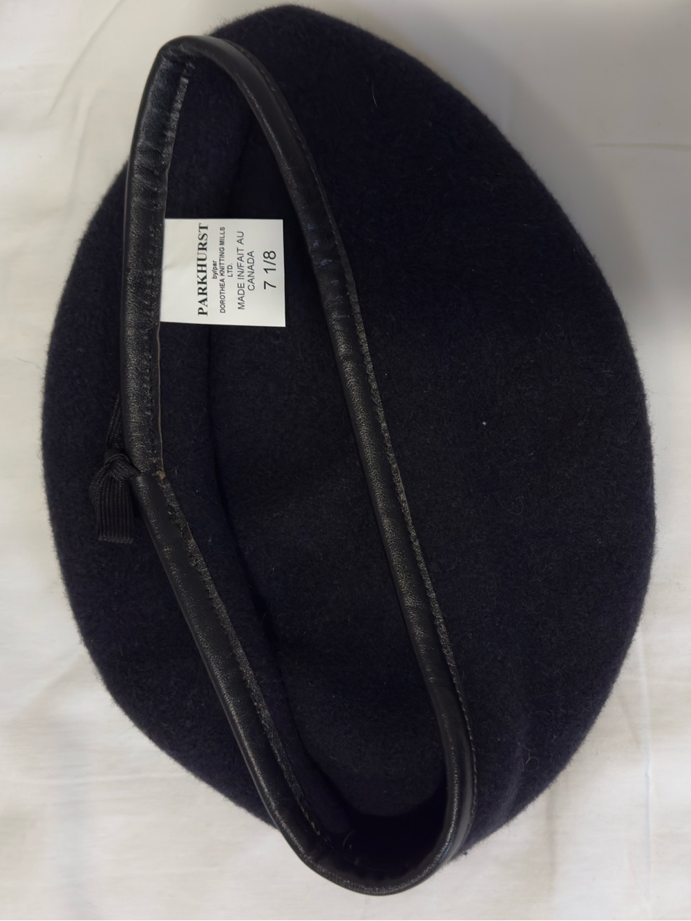 Navy wool beret hat